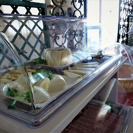 Orpheus 2* Giardini Naxos