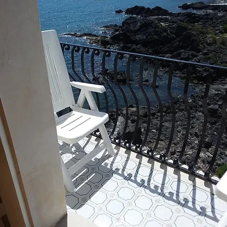 Otel Orpheus Giardini Naxos
