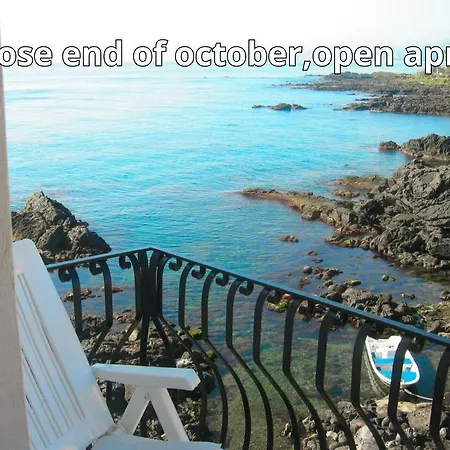 Orpheus Otel Giardini Naxos