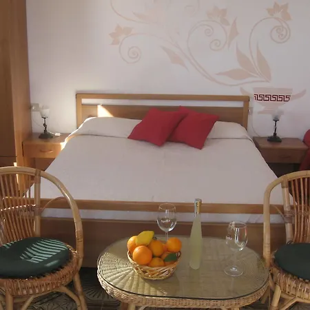 Hotel Orpheus 2*