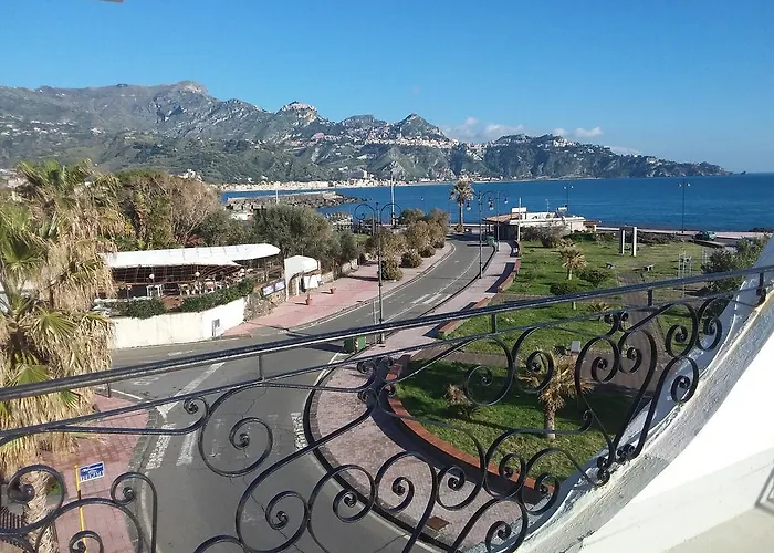 Orpheus Giardini Naxos