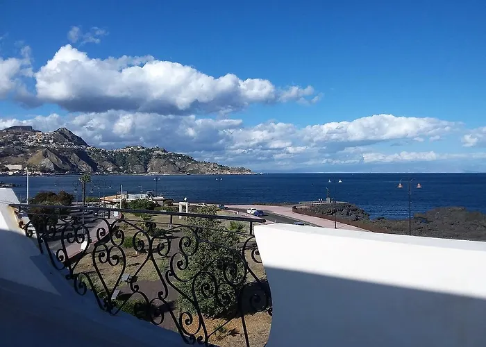 Hotel Orpheus Giardini Naxos
