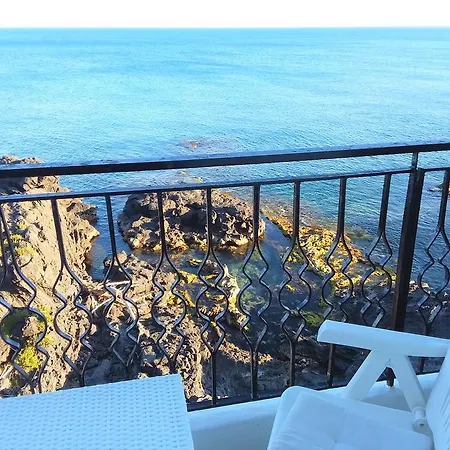 Otel Orpheus Giardini Naxos