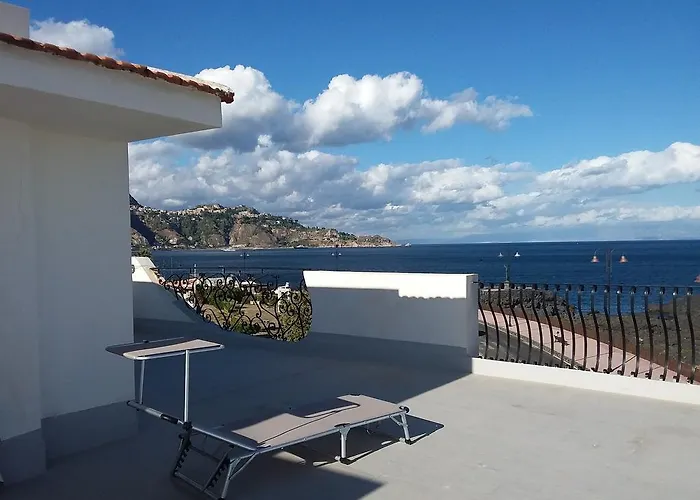 Orpheus Hotel Giardini-Naxos